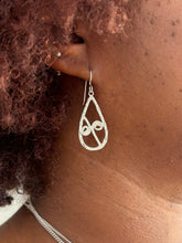 Load image into Gallery viewer, RJS Classic Teardrop w/ Design Earrings
